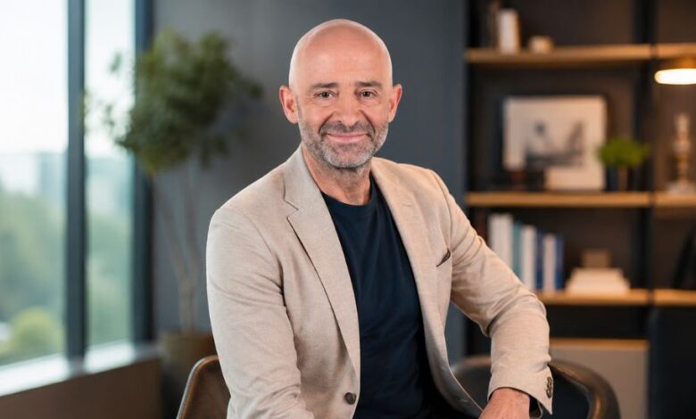 Antonio Lobato